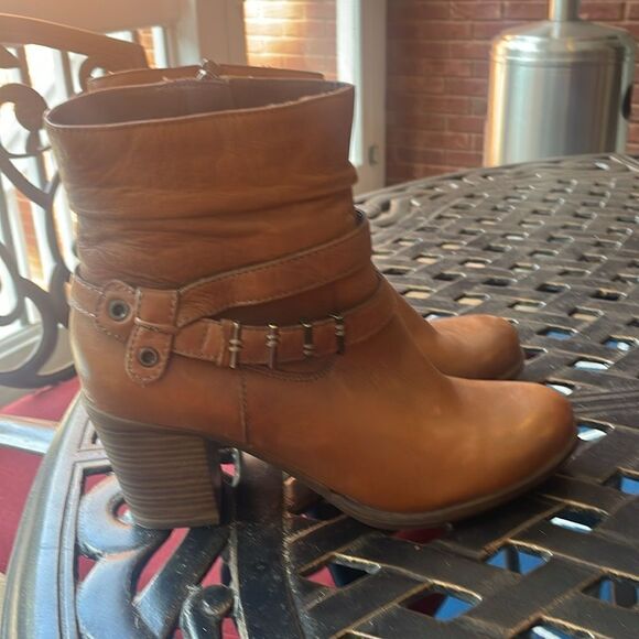 Vintage Shoes - Tamaris Tora Germany Brown Soft Leather Chestnut Heeled Zip Ankle Boots - 37